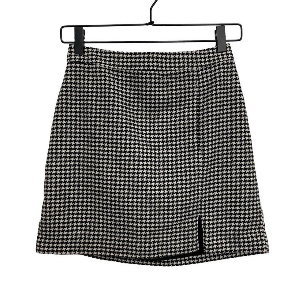 Hollister Women's Houndstooth Ultra High Rise Mini Skirt Size XS Micro Academia